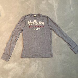 Hollister Long Sleeve Logo Graphic T-Shirt | Color: Gray | Size: Medium